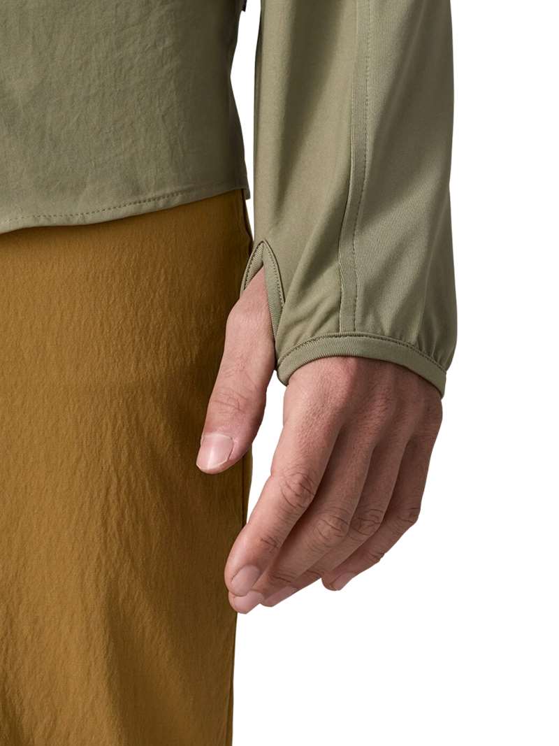 Patagonia Men's River Rambler Hybrid Sun Hoody a versatile, quick-drying River Rambler Hybrid Sun Hoody pairs 40+ UPF sun protection with light, breathable, stretchy comfort.