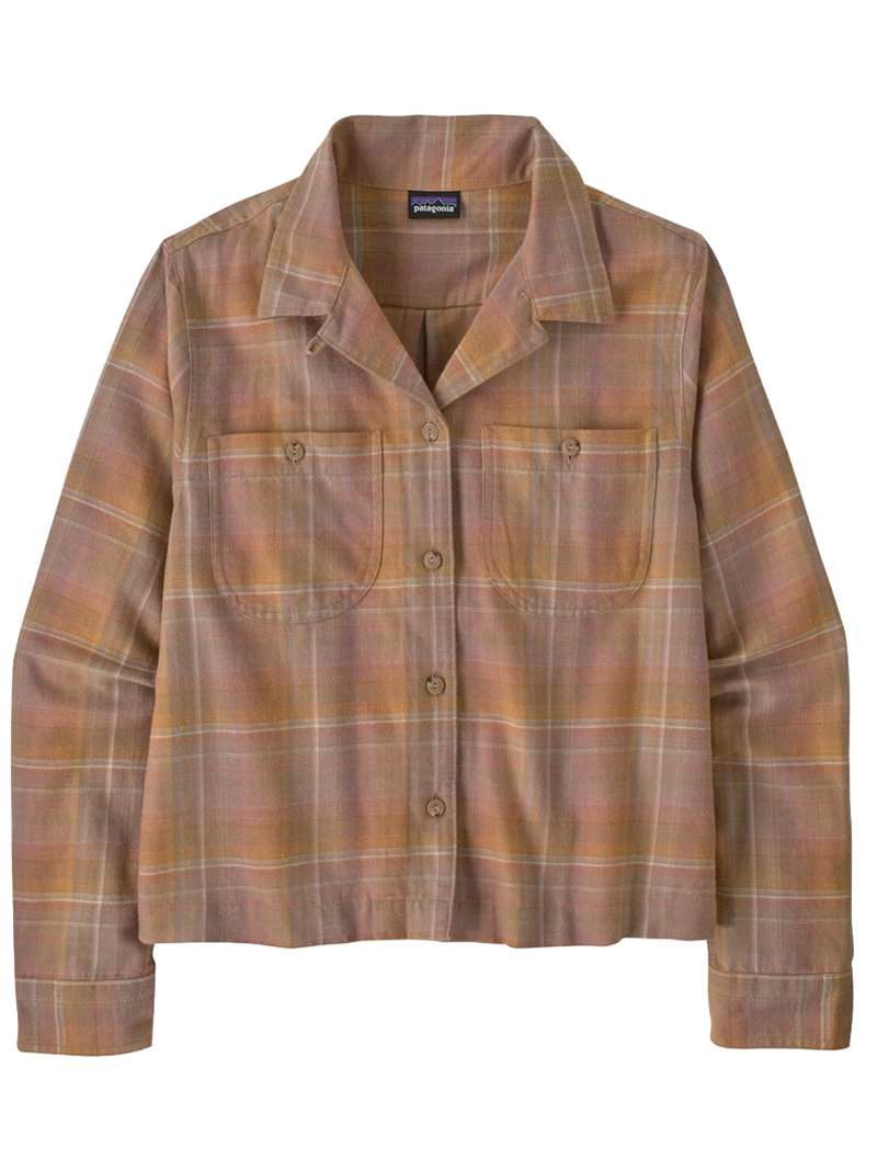 The Patagonia Women's Lightweight Fjord Flannel Camp Shirt is designed for durability, comfort and freedom of movement.
