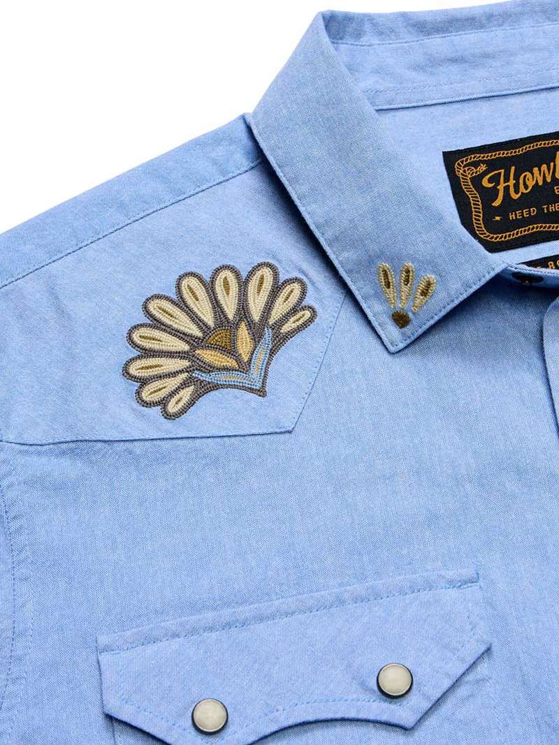 Howler Brothers Crosscut Deluxe Snapshirt- Fanned Flora on Faded Blue Oxford