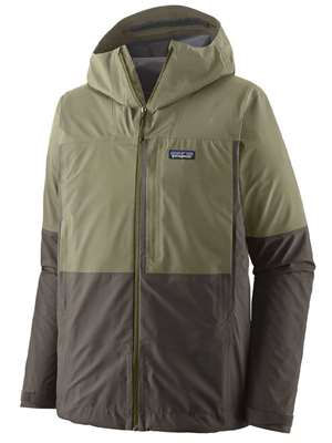 Patagonia Men's Boulder Fork Rain Jacket in Forge Grey with River Rock Green. Mad River Outfitters Men's Outerwear